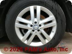 Vehicle photo 9