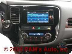 Vehicle photo 13