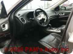 Vehicle photo 10
