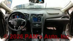 Vehicle photo 14