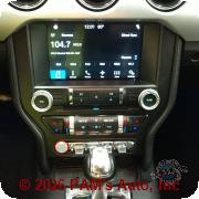 Vehicle photo 13