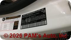 Vehicle photo 16