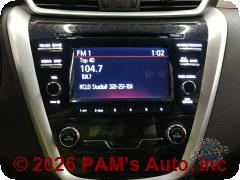 Vehicle photo 13