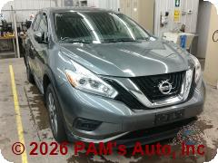 Vehicle photo 2