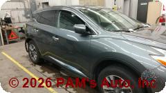 Vehicle photo 3