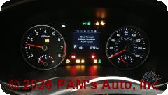 Vehicle photo 12
