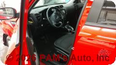 Vehicle photo 10