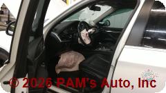 Vehicle photo 10