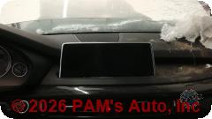 Vehicle photo 13