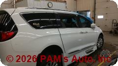 Vehicle photo 3