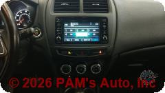 Vehicle photo 13
