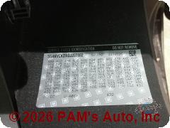 Vehicle photo 17