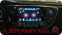 Vehicle photo 13
