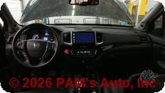 Vehicle photo 14