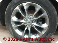 Vehicle photo 9