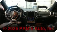 Vehicle photo 14