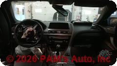 Vehicle photo 14