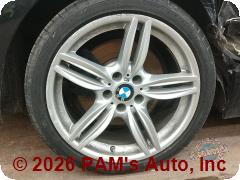 Vehicle photo 9