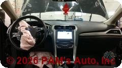 Vehicle photo 14