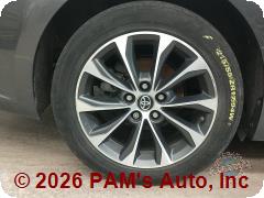 Vehicle photo 9
