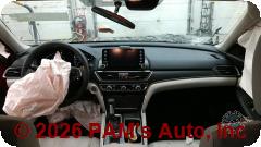 Vehicle photo 14