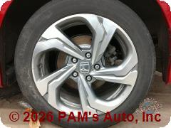 Vehicle photo 9