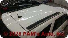 Vehicle photo 4