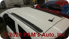 Vehicle photo 8