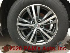 Vehicle photo 9