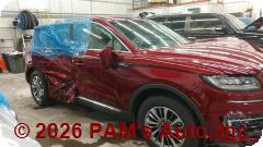 Vehicle photo 3