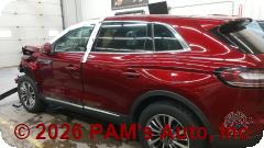 Vehicle photo 7