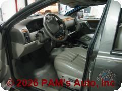 Vehicle photo 5