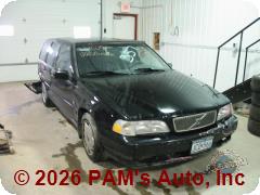 Vehicle photo 2