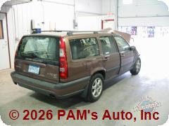 Vehicle photo 4