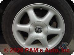 Vehicle photo 5