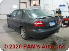 Vehicle photo 3