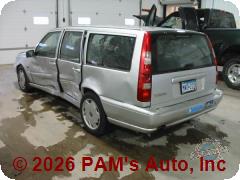 Vehicle photo 3