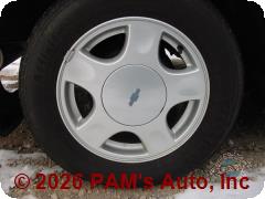 Vehicle photo 5