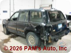 Vehicle photo 3