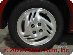 Vehicle photo 5