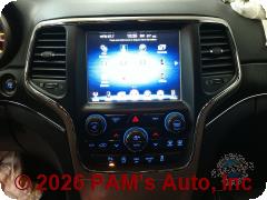 Vehicle photo 13