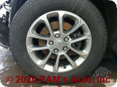 Vehicle photo 9