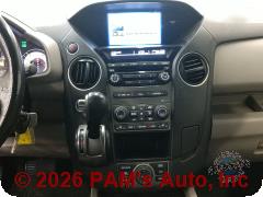 Vehicle photo 13