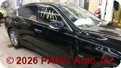 Vehicle photo 3