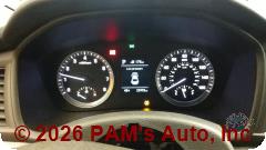 Vehicle photo 12