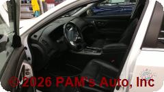 Vehicle photo 10