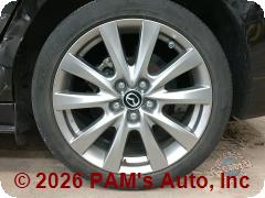 Vehicle photo 9
