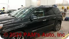 Vehicle photo 7