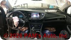 Vehicle photo 14