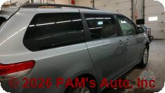 Vehicle photo 3